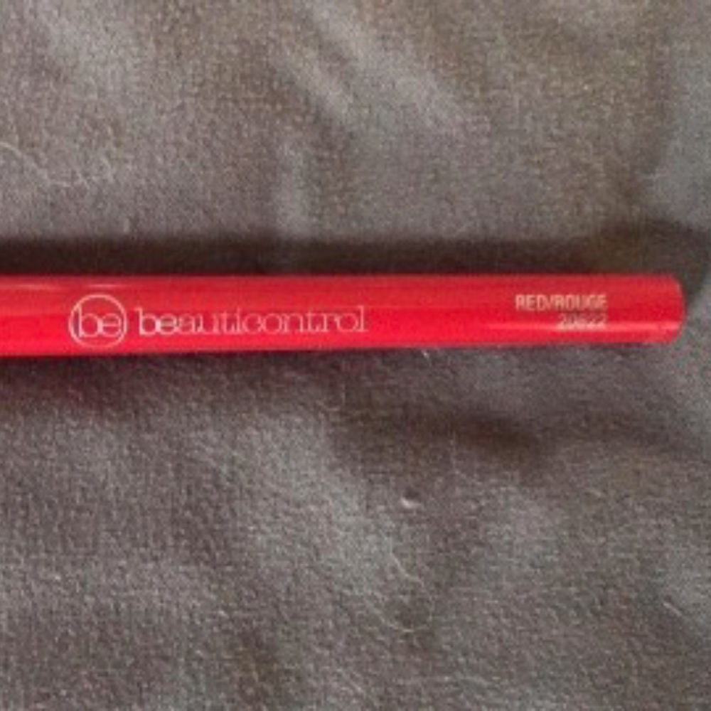 Beauticontrol Lipstick Liner: Red
